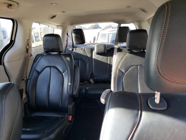 Photo 10 from auction – 2017 CHRYSLER PACIFICA T with VIN 2C4RC1BG2HR564569