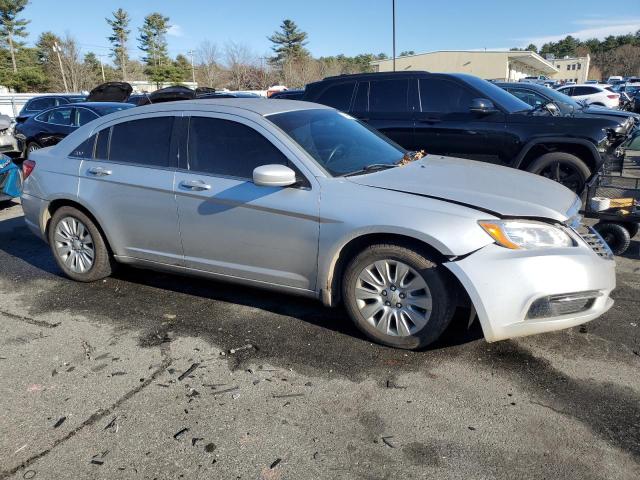 Фото 4 с аукциона – 2012 CHRYSLER 200 LX с VIN 1C3CCBAB5CN320801