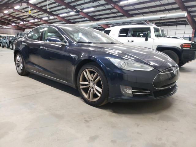 Photo 4 from auction – 2013 TESLA MODEL S with VIN 5YJSA1DN2DFP09974