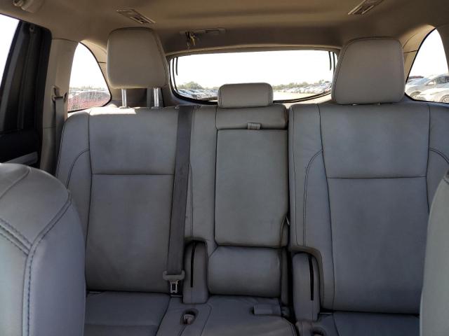 Photo 10 from auction – 2018 TOYOTA HIGHLANDER with VIN 5TDKZRFH8JS537827