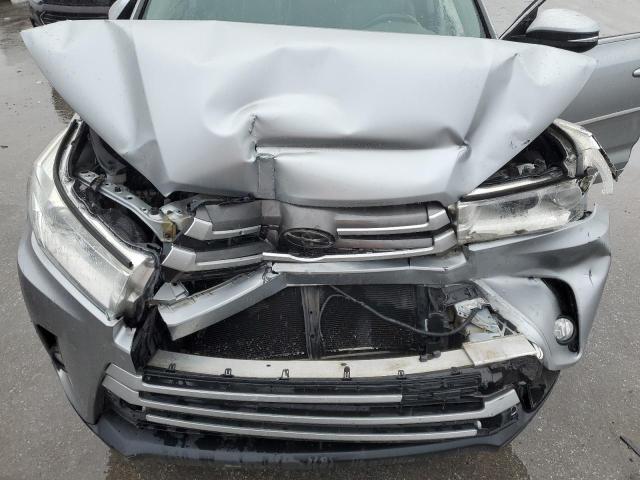 Photo 12 from auction – 2017 TOYOTA HIGHLANDER with VIN 5TDJZRFH8HS520788