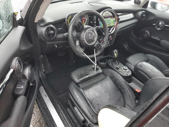 Photo 8 from auction – 2024 MINI COOPER SE with VIN WMW13DJ07R2V84980