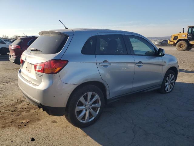 Photo 3 from auction – 2014 MITSUBISHI OUTLANDER with VIN 4A4AP3AU2EE005514