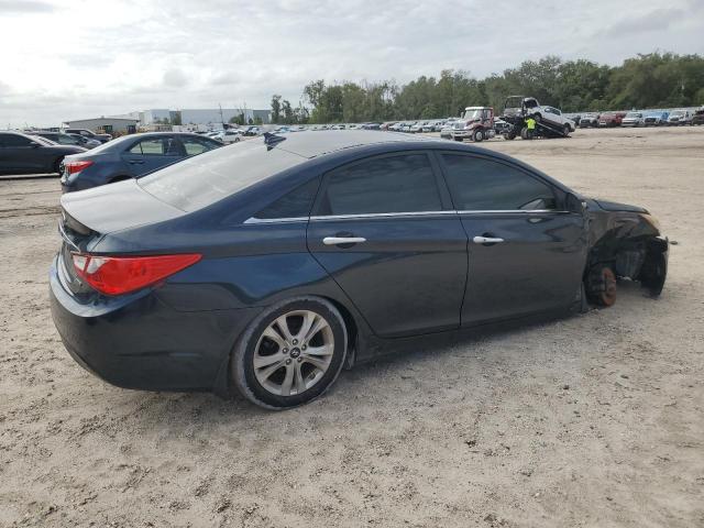 Photo 3 from auction – 2013 HYUNDAI SONATA SE with VIN 5NPEC4AC2DH617440