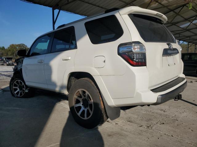 Photo 2 from auction – 2016 TOYOTA 4RUNNER SR with VIN JTEBU5JR1G5276929