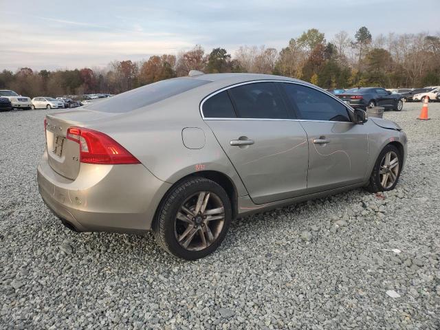 Photo 3 from auction – 2015 VOLVO S60 PREMIE with VIN YV126MFK8F2338244