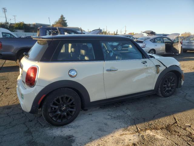 Photo 3 from auction – 2018 MINI COOPER S with VIN WMWXP7C59J2A47236
