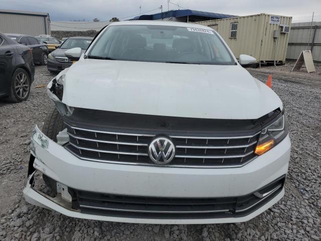 Photo 5 from auction – 2017 VOLKSWAGEN PASSAT SE with VIN 1VWBT7A33HC034166