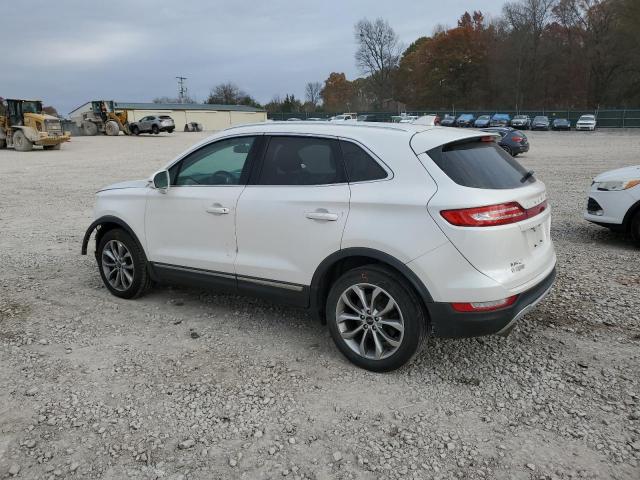 Photo 2 from auction – 2017 LINCOLN MKC SELECT with VIN 5LMCJ2D91HUL30967