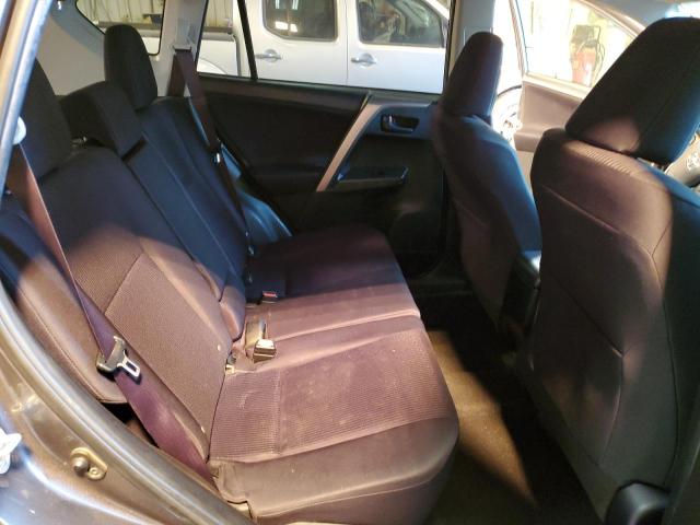 Photo 11 from auction – 2018 TOYOTA RAV4 LE with VIN JTMZFREV5JD109711