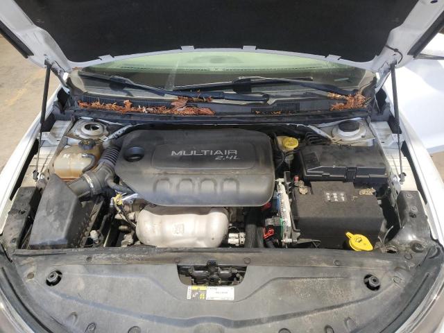 Photo 11 from auction – 2016 CHRYSLER 200 LIMITE with VIN 1C3CCCAB7GN172128
