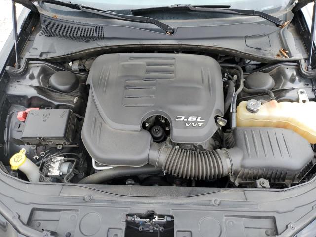 Photo 11 from auction – 2019 CHRYSLER 300 S with VIN 2C3CCABG6KH689338