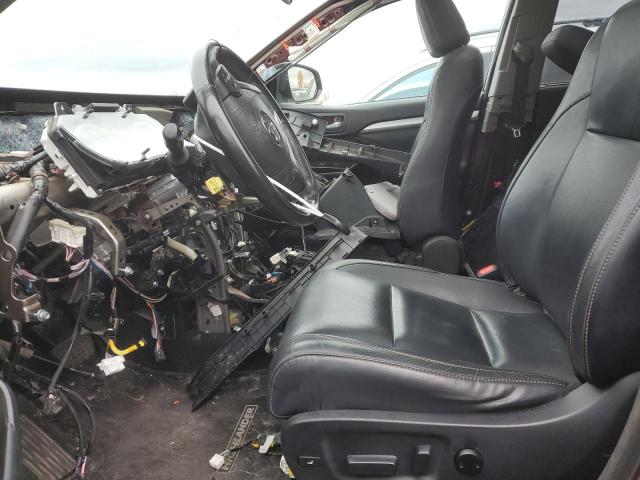 Фото 7 с аукциона – 2015 TOYOTA HIGHLANDER с VIN 5TDJKRFH1FS155162