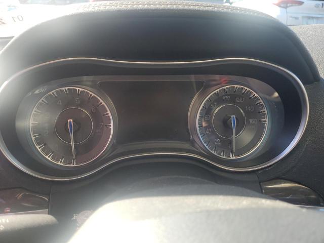 Photo 9 from auction – 2017 CHRYSLER 300C with VIN 2C3CCAET6HH516629