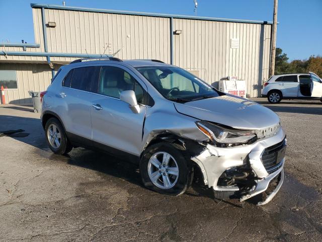 Photo 4 from auction – 2019 CHEVROLET TRAX 1LT with VIN KL7CJLSB0KB864271