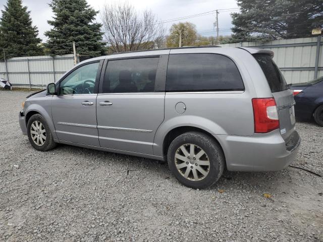 Photo 2 from auction – 2016 CHRYSLER TOWN & COU with VIN 2C4RC1BG7GR129044