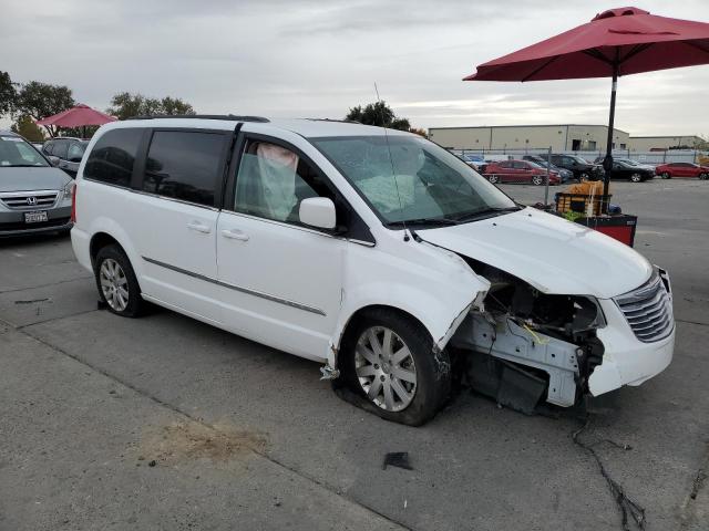 Photo 4 from auction – 2016 CHRYSLER TOWN & COU with VIN 2C4RC1BG8GR186076