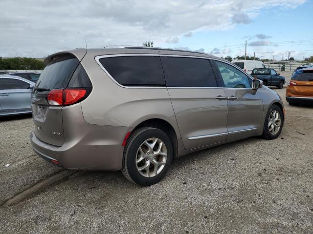 Photo 3 from auction – 2017 CHRYSLER PACIFICA L with VIN 2C4RC1GG9HR846412