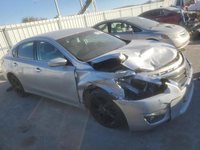 Photo 4 from auction – 2015 NISSAN ALTIMA 2.5 with VIN 1N4AL3AP3FC173226