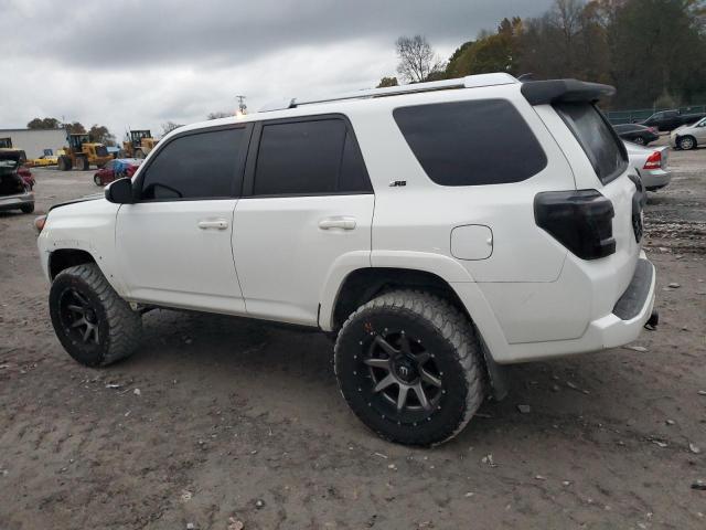 Photo 2 from auction – 2016 TOYOTA 4RUNNER SR with VIN JTEBU5JR6G5325123