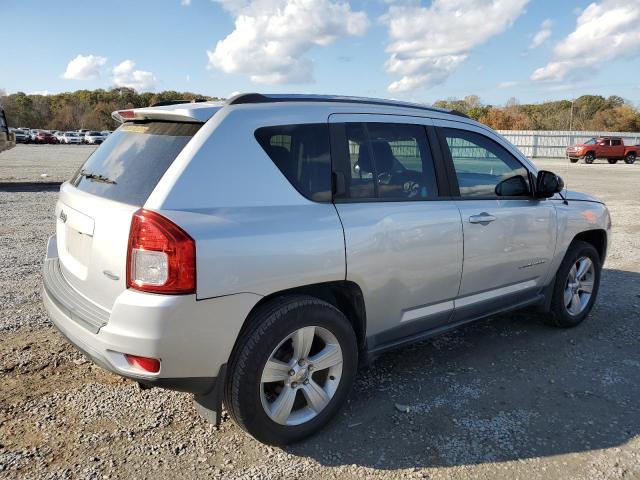 Photo 3 from auction – 2013 JEEP COMPASS LA with VIN 1C4NJDEB4DD217599