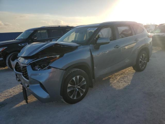 Снимка 1 от търг – 2021 TOYOTA HIGHLANDER с VIN 5TDGBRCH3MS048464
