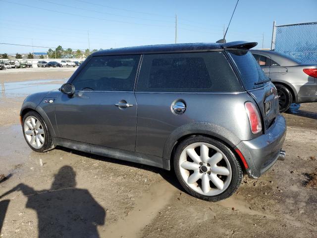 Photo 2 from auction – 2005 MINI COOPER S with VIN WMWRE33485TD94555