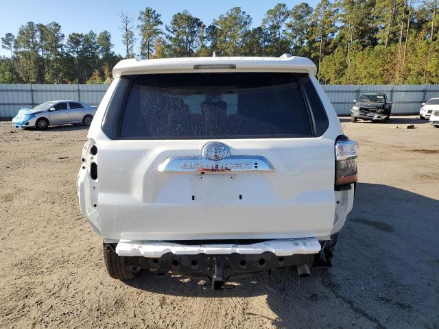 Photo 6 from auction – 2019 TOYOTA 4RUNNER SR with VIN JTEBU5JR1K5693427