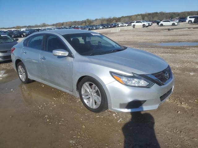 Photo 4 from auction – 2016 NISSAN ALTIMA 2.5 with VIN 1N4AL3AP1GN352886