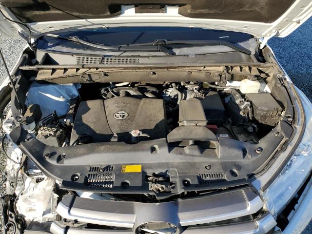 Photo 12 from auction – 2018 TOYOTA HIGHLANDER with VIN 5TDKZRFH6JS550012