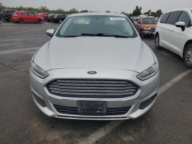 Photo 5 from auction – 2016 FORD FUSION S with VIN 3FA6P0G77GR196379