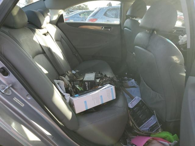 Photo 10 from auction – 2015 HYUNDAI SONATA HYB with VIN KMHEC4A47FA124870