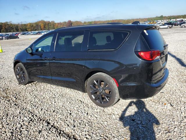 Photo 2 from auction – 2019 CHRYSLER PACIFICA T with VIN 2C4RC1BG6KR560743