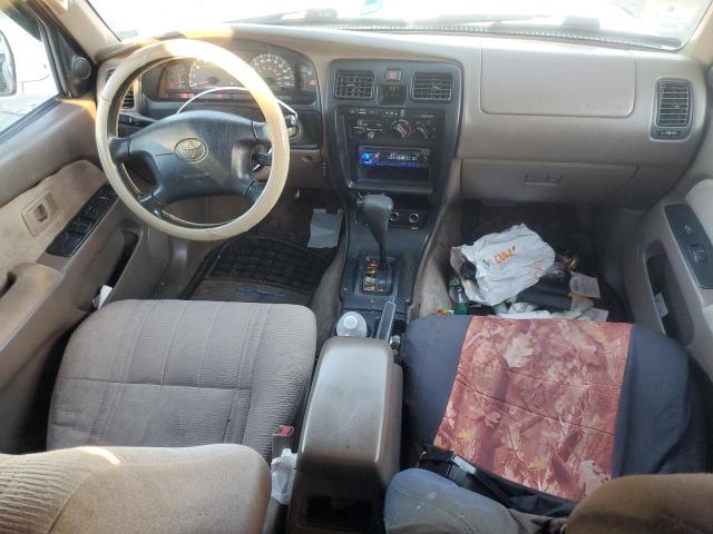 Photo 8 from auction – 2000 TOYOTA 4RUNNER SR with VIN JT3GN86R6Y0153552