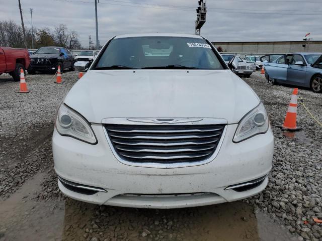 Photo 5 from auction – 2013 CHRYSLER 200 LIMITE with VIN 1C3CCBCG0DN553186