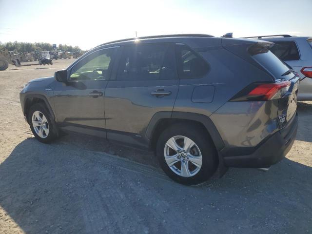 Photo 2 from auction – 2020 TOYOTA RAV4 LE with VIN JTMLWRFV8LD070412