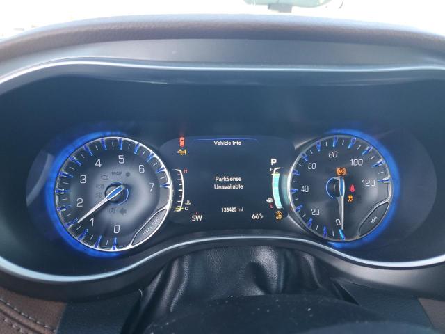 Photo 9 from auction – 2017 CHRYSLER PACIFICA L with VIN 2C4RC1GG4HR504088