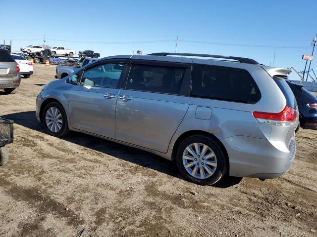 Photo 2 from auction – 2013 TOYOTA SIENNA XLE with VIN 5TDDK3DC4DS063817