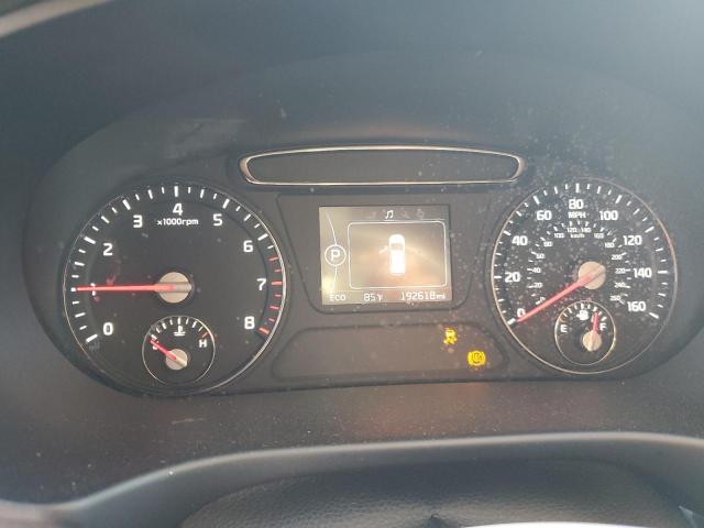 Photo 9 from auction – 2016 KIA SORENTO LX with VIN 5XYPG4A39GG098900