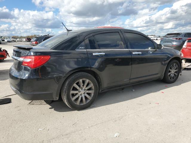Photo 3 from auction – 2013 CHRYSLER 200 LIMITE with VIN 1C3CCBCGXDN526044