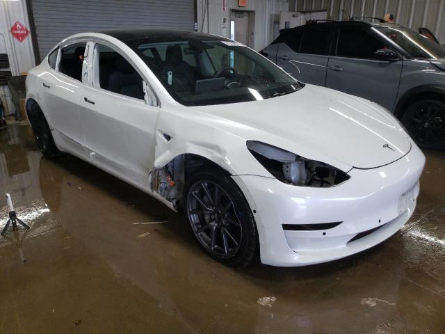 Photo 4 from auction – 2019 TESLA MODEL 3 with VIN 5YJ3E1EB3KF494082