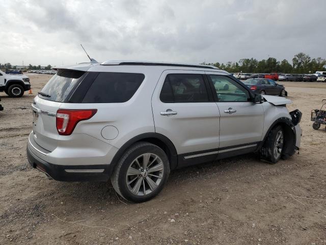 Photo 3 from auction – 2018 FORD EXPLORER L with VIN 1FM5K7F82JGA85708