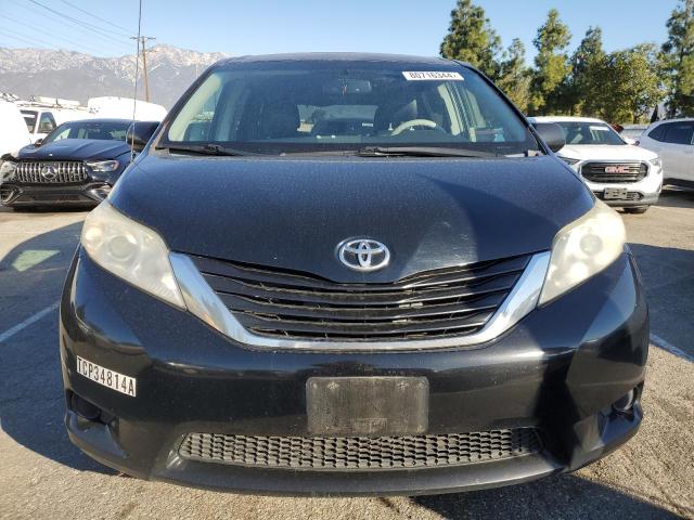 Photo 5 from auction – 2014 TOYOTA SIENNA LE with VIN 5TDKK3DCXES482988