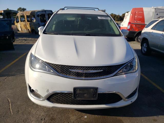 Photo 5 from auction – 2017 CHRYSLER PACIFICA T with VIN 2C4RC1BG2HR564569