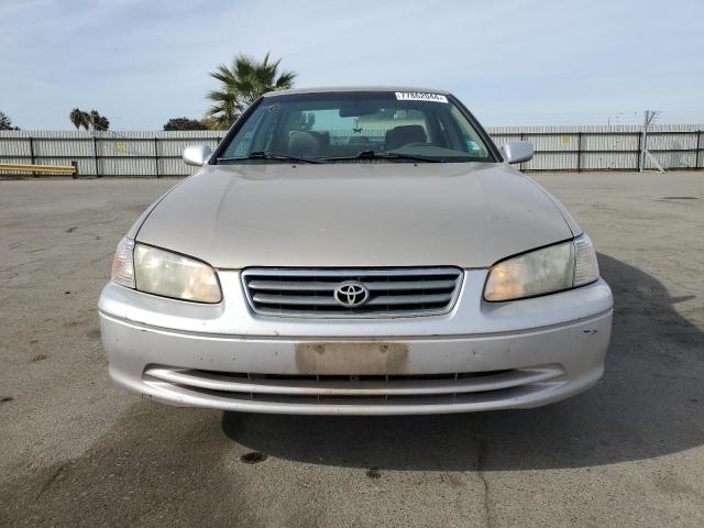 Photo 5 from auction – 2000 TOYOTA CAMRY CE with VIN JT2BG22K3Y0389042