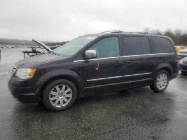 CHRYSLER TOWN & COU 2010 with VIN 2A4RR8DX0AR381837 - Photo from auction