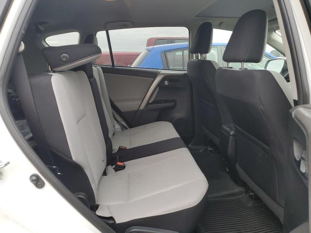 Photo 10 from auction – 2017 TOYOTA RAV4 XLE with VIN 2T3RFREV2HW650535
