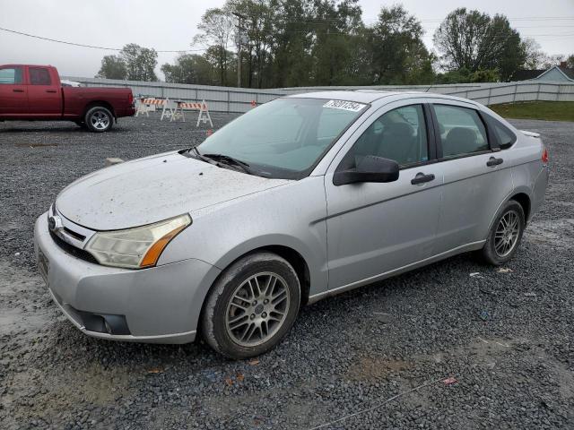 FORD FOCUS SE 2010 with VIN 1FAHP3FN3AW285977 - Photo from auction