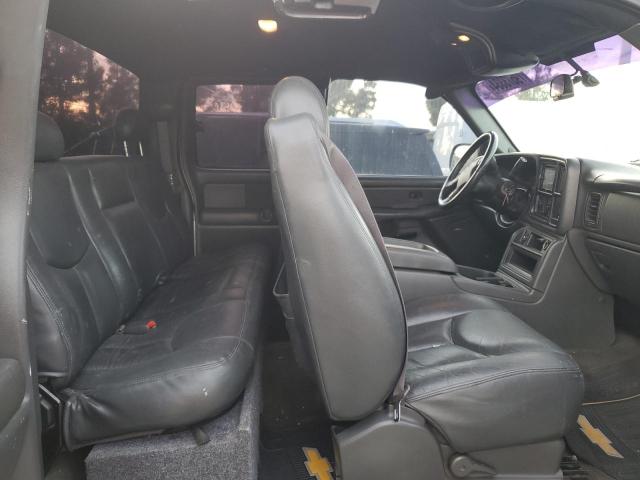Photo 10 from auction – 2004 CHEVROLET SILVERADO with VIN 2GCEC19T641297527