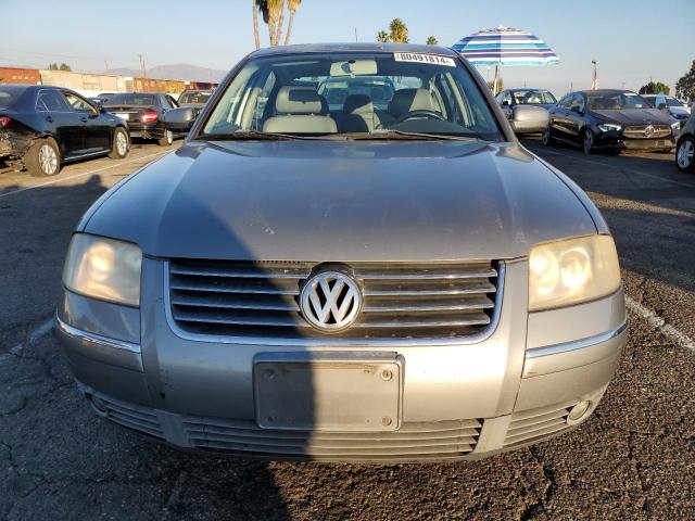 Снимка 5 от търг – 2002 VOLKSWAGEN PASSAT с VIN WVWPD63BX2P014324